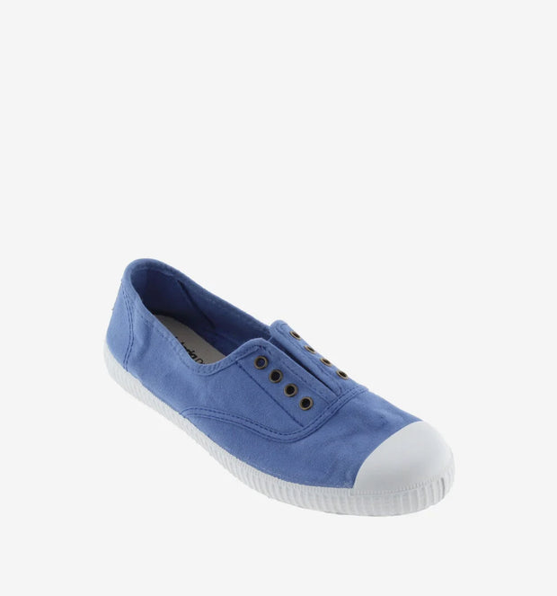 Victoria Classic Canvas Plimsol in Four Colours