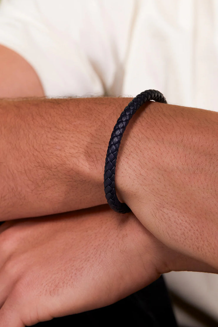 Bartlett Men's Leather Single Plaited Wrap Bracelet - Navy