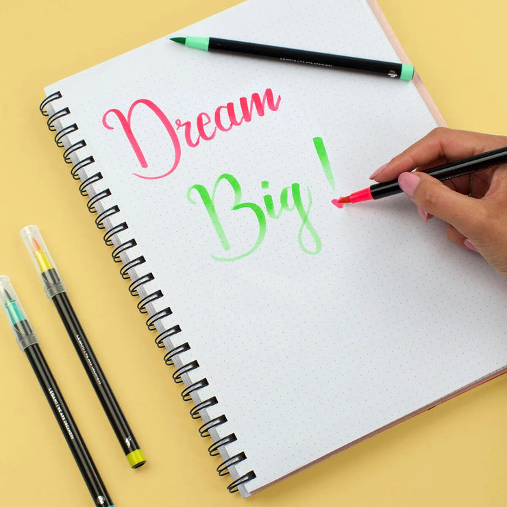 Legami Set of 12 Brush Markers - Bright Colours