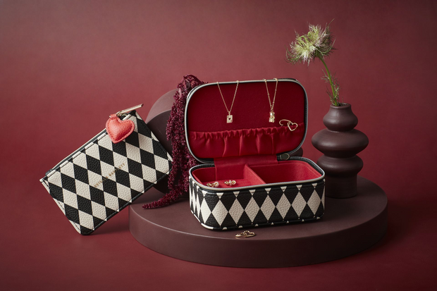 Estella Bartlett Card Purse - Harlequin