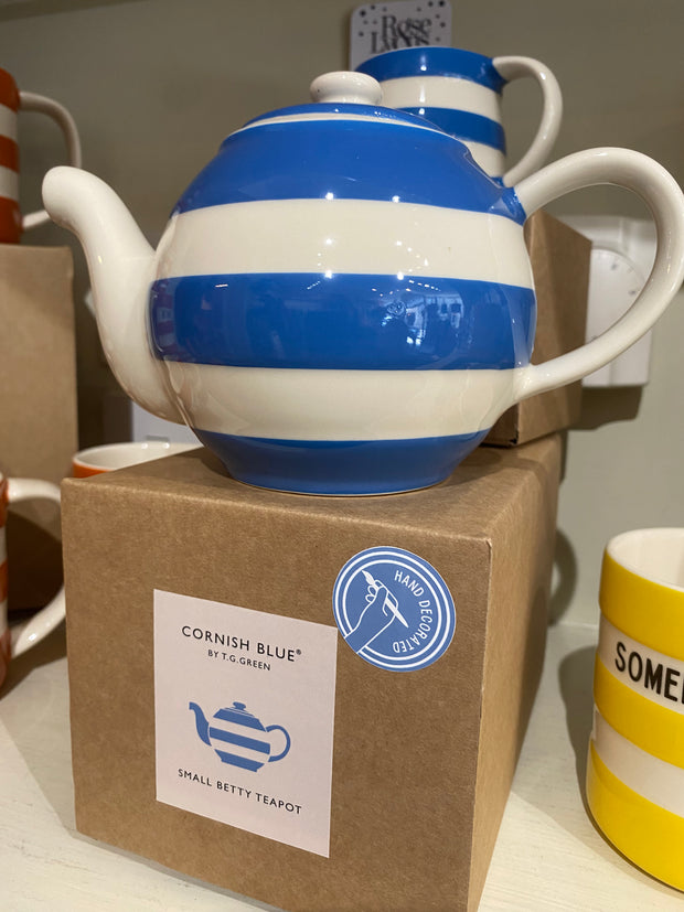 Cornishware Small Betty Teapots