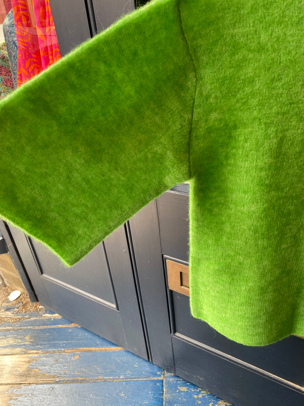 Numph Nuriette Pleat Pullover - Poison Green