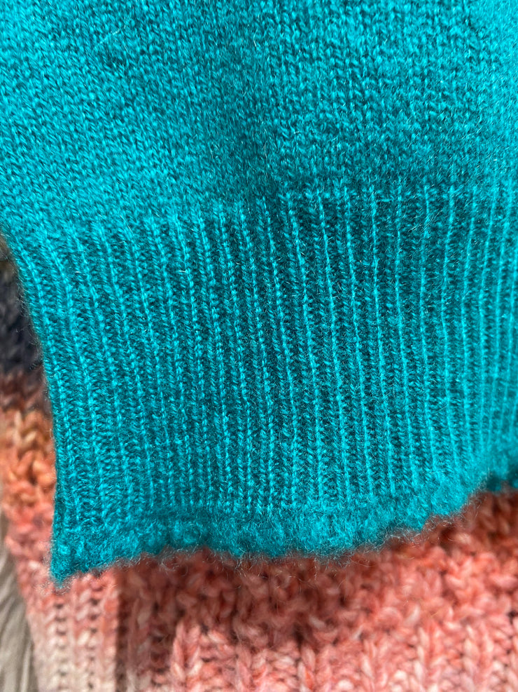 Jumper 1234 Cashmere Distressed Tank - Baikal Green