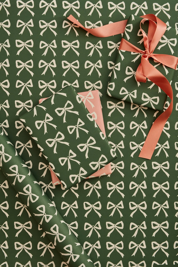 Heather Evelyn Gift Wrap - Green Bows
