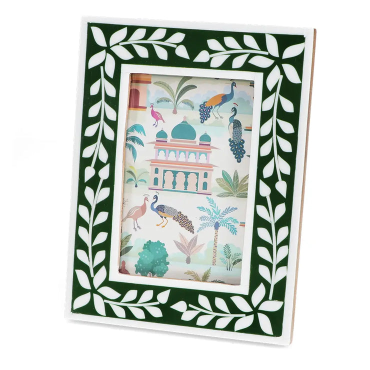 Resin Photo Frame - Green 9x14cm